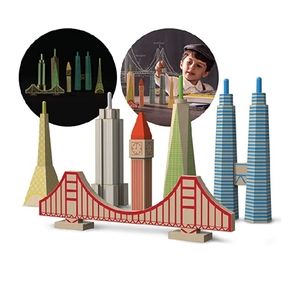 NWT FAO Schwarz Glowing Skylight Monument Blocks